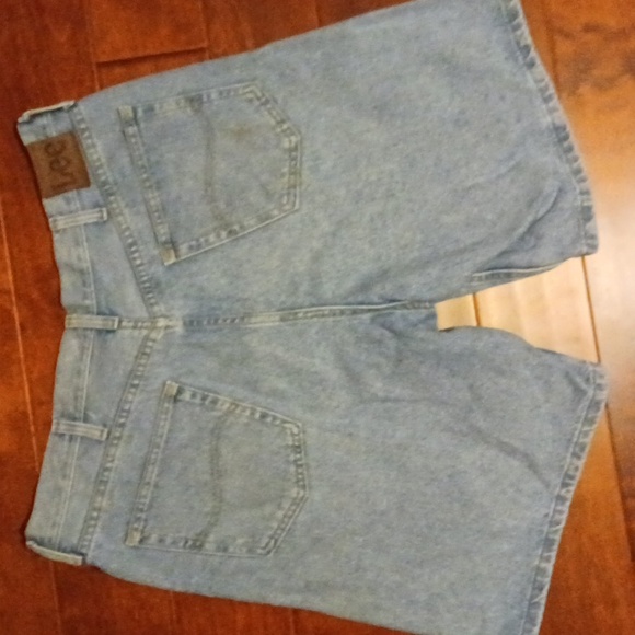 Mens Lee Shorts - Picture 3 of 5